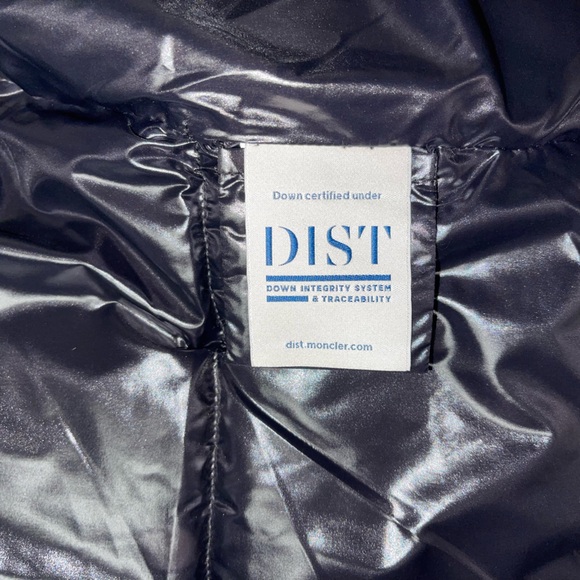 Moncler vest - Picture 4 of 5